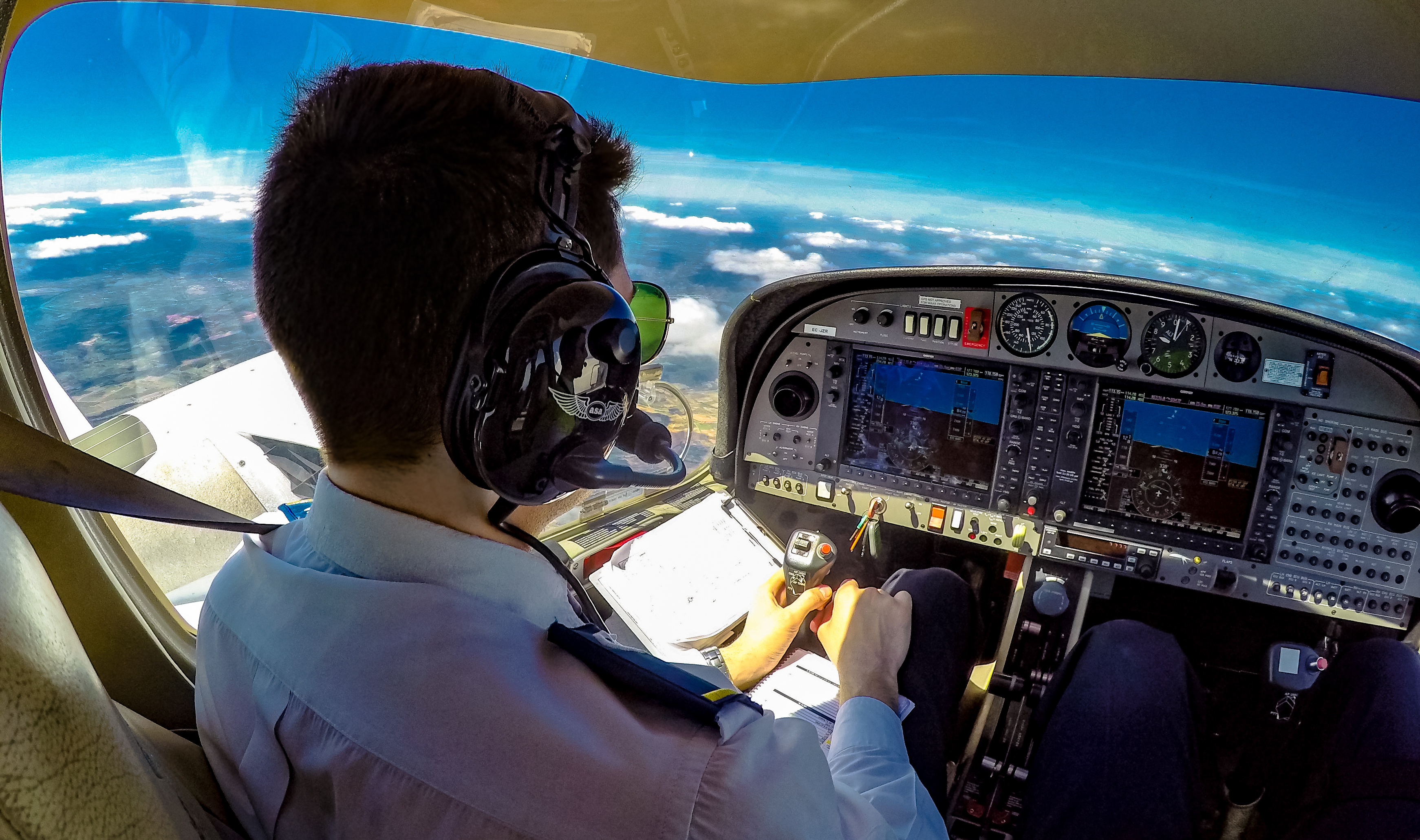 C mo se comunican los pilotos